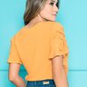 blusa mostarda detalhe na manga e gola nitido costas