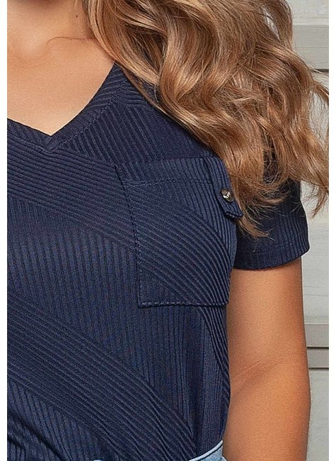 blusa manga curta em malha canelada kaylane nitido cima detalhe zoom