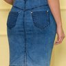 saia jeans recortes e pespontos contrastantes nitido costas baixo
