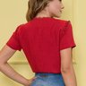 blusa feminina vermelha com detalhes em guipir nitido jeans 6