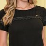 blusa preta detalhe no busto 4